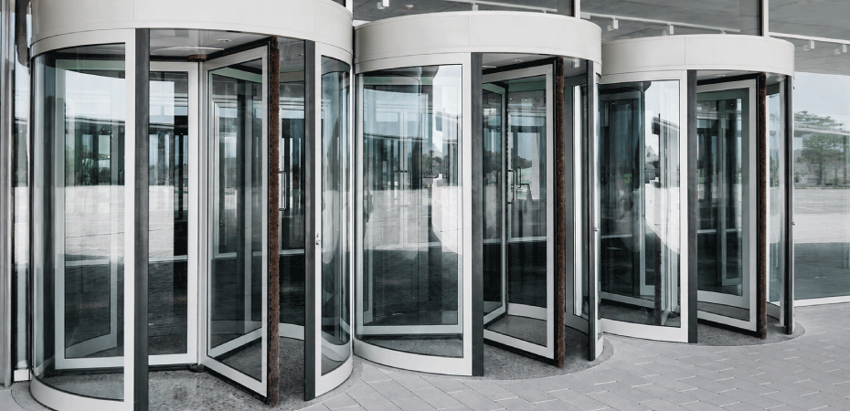 Puertas para comercios y negocios: seguridad, imagen y comodidad en un solo acceso
